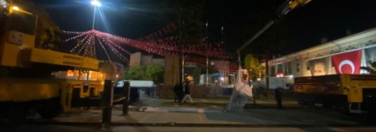 Eskişehir'de Vinç kiralama hizmeti İle Afiş asma işlemi Çözümler vinç