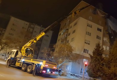 Bina Dış Cephe Afiş Kaplama - Eskişehir Çözümler Vinç