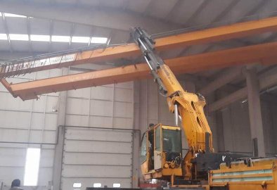 Mercedes Hases Otomotiv Tavan Vinç Değişimi