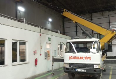 IVECO 120.14 SEPETLİ VİNÇ 27 METRE