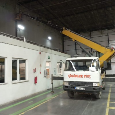 IVECO 120.14 SEPETLİ VİNÇ 27 METRE