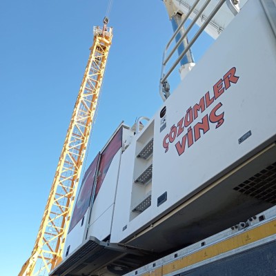 Çözümler Vinç - Aylık Kiralık Vinç - Günlük Kiralık Vinç - Teleskobik Vinç - 160 Tonluk Vinç