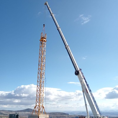 Çözümler Vinç - Aylık Kiralık Vinç - Günlük Kiralık Vinç - Teleskobik Vinç - 160 Tonluk Vinç