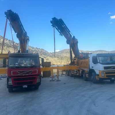 Eskişehir Mobil Vinç Kiralama - Çözümler Vinç - 100 Tonluk Vinç