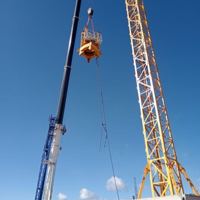 Çözümler Vinç - Aylık Kiralık Vinç - Günlük Kiralık Vinç - Teleskobik Vinç - 160 Tonluk Vinç