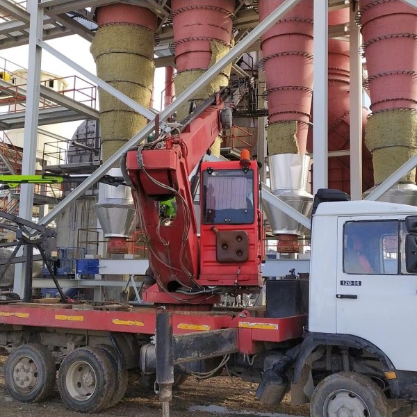 IVECO 120.14 SEPETLİ VİNÇ